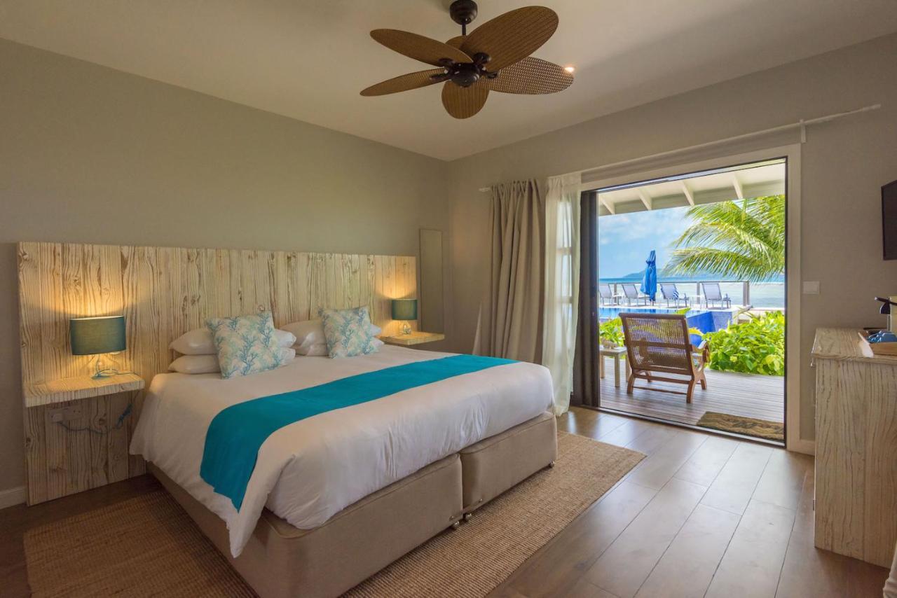Le Nautique Waterfront Hotel ラ・ディーグ島 エクステリア 写真